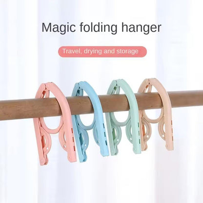Compact Cloth Hanger